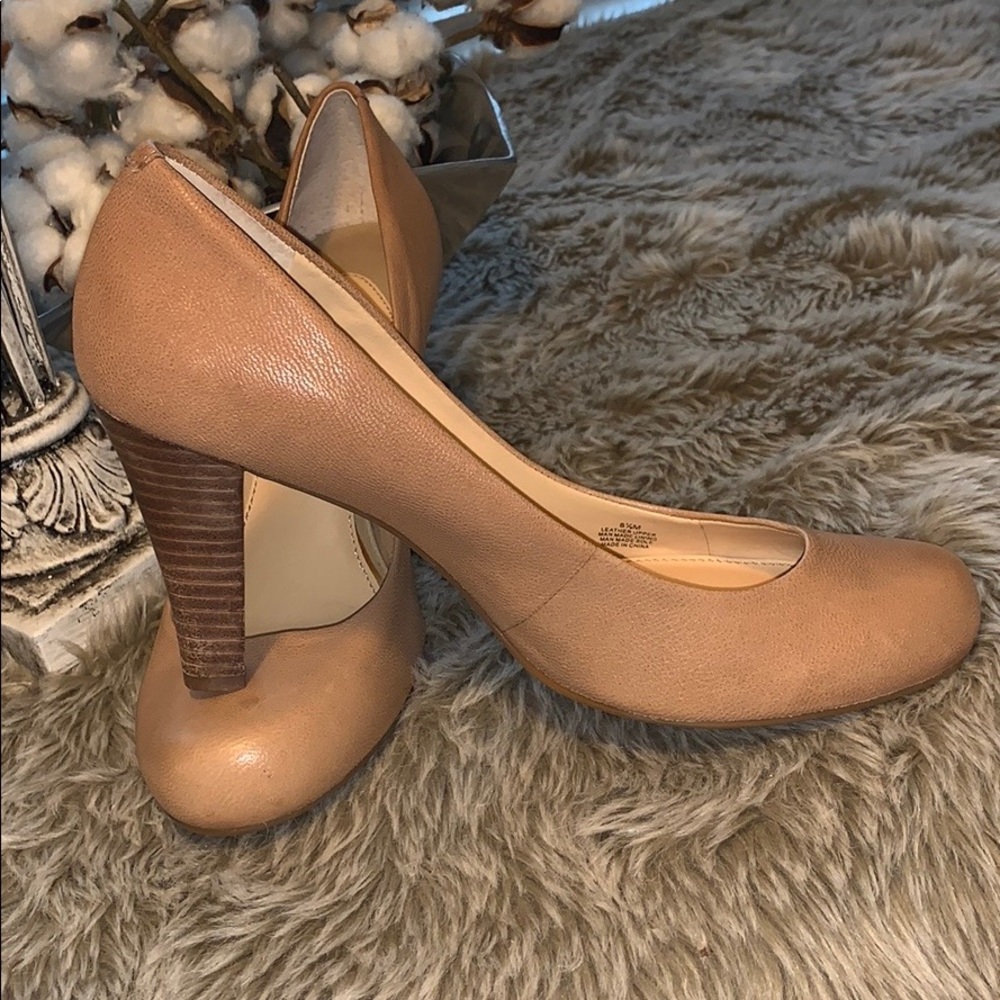 GIANNI BINI Flesh colored 3 1/2 inch heels